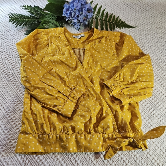 Madewell Size xs Mustard yellow star print top with side tie - Picture 9 of 9